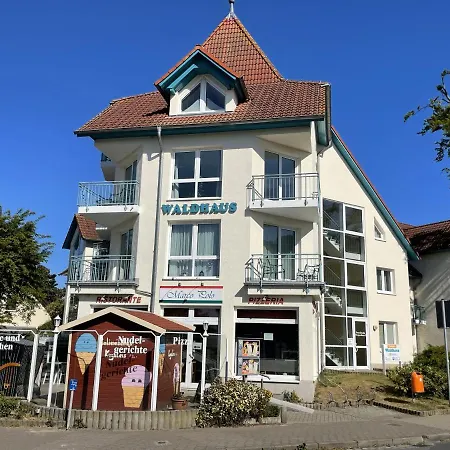 Ostseerose Ein Strandkorb Ist Im Sommer Inclusive Lejlighed *
