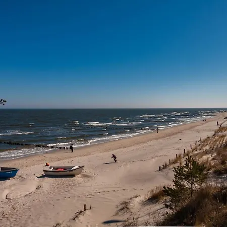 Ostseerose Ein Strandkorb Ist Im Sommer Inclusive * Zempin